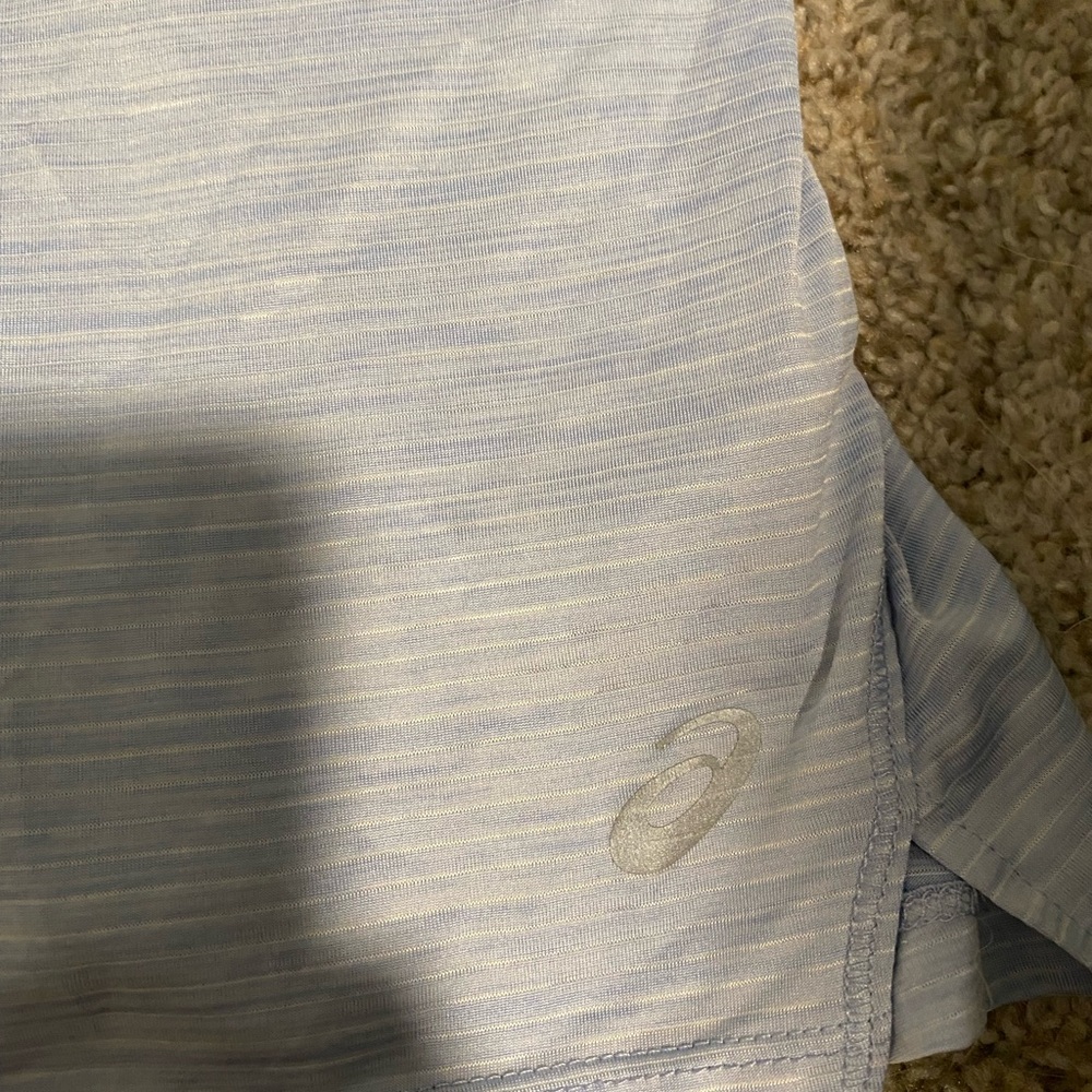 ASICS Sky Blue Performance Top - Picture 2 of 4